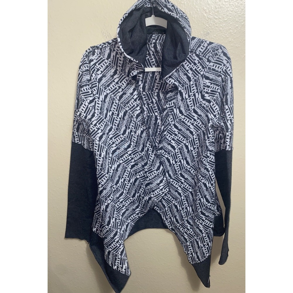 Prana Graceful Wrap Sweater Cardigan Hoodie Shrug Womens Medium Gray White